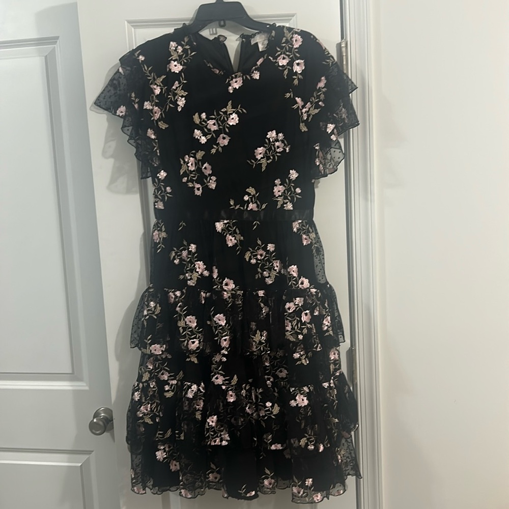 Rachel Parcell black and floral tiered knee length dress